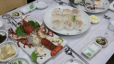 10월 제주도 여행지, 바다가 보이는 제주도 맛집 '월척수산'