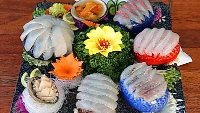 식도락 여행, 강릉으로 떠난다...필수코스는 주문진 맛집, '아라궁' 탐방
