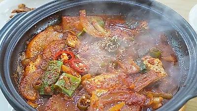 제주공항 근처 맛집 '제주 더화원' 여름 휴가철 미식여행에 적합한 신선한 제주갈치조림 선보여