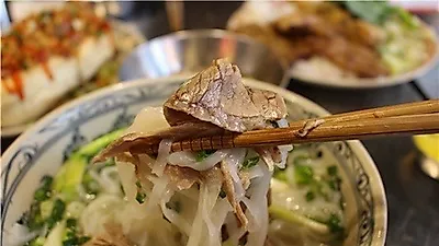 베트남 정통 쌀국수 맛볼 수 있는 대학로 맛집 '뎁짜이'