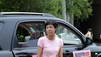 [현장피플] 보신탕 반대 캠페인 중인 박영신씨