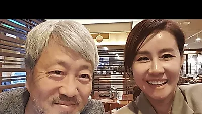 배우 이승신, 올해 나이 50세 '각각 이혼의 아픔 딛은 후' 남편 이종진과의 일상 눈길