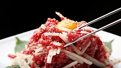 미식가들을 위한 광장시장투어. 마약김밥, 육회, 빈대떡 등 광장시장먹거리 소개