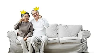 "달라졌다!" 매달 30만 원 받는  노인층 경제 문제 지원 위한 '노인기초연금'  신청방법을 알아보자!