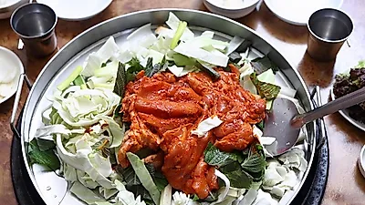 삼척 쏠비치 맛집 3대 닭갈비 호반에서 맛보는 담백한 가을여행