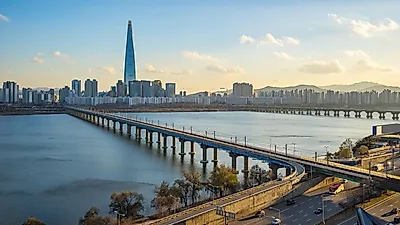 [8월 추천 여행지] 잘생겼다 서울20, 추천 관광지는?…'덕수궁 돌담길·여의도 지하벙커·한강 함상공원'