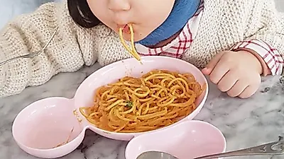'동상이몽2' 류승수 아내 윤혜원, 인스타에 아빠와 꼭 닮은 붕어빵 딸 공개♥