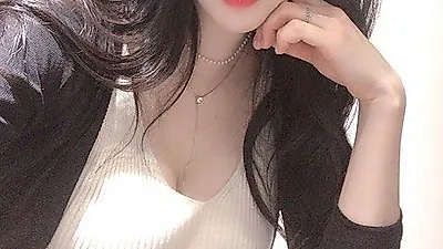 걸그룹 연습생만 7년 , 데뷔 문턱에서 좌절 반복…떠오르는 샛별 트로트가수 신나라 누구?