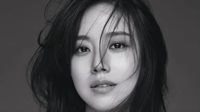 문채원 남자친구 사칭 곤욕, 화보 보면 여신급 미모인데…네티즌 응원 이어져