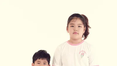 키즈모델 전문 매니지먼트 ‘키아나엔터테인먼트’, 김시율, 이가은 아역배우의 패션 센스 가득한 여름화보 공개해