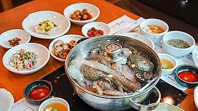 군산 은파유원지 맛집 한소끔, '푸짐하고 맛좋은 해산물로 여름철 몸보신'