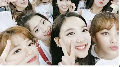 트와이스, 굴욕없는 꽃미모 '이쁜 애 옆에 이쁜 애'