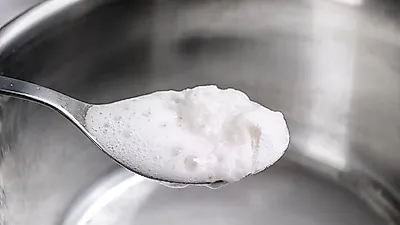 [베이킹소다 활용법] 탄 냄비 찌든 때 제거부터 겨드랑이 색소침착 제거까지 가능하다고?