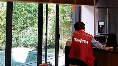 에어컨설치 판매 전문점 에어컨을부탁해 이른 더위 맞이 곰팡이 제거 이벤트