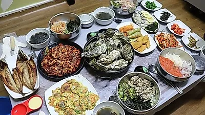 통영맛집 '동피랑쭈굴' 이용하면 주차장쿠폰, 숙소할인권, 아메리카노 1잔 무료 제공 