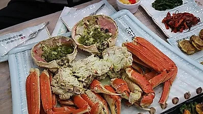 강릉가볼만한 곳 구경한 뒤 주문진항에서 즐기는 만찬, 선주직영 대게전문점 '대영유통'