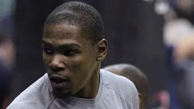 케빈 듀란트, 골든스테이트 워리어스를 NBA 챔피언쉽으로 이끌어