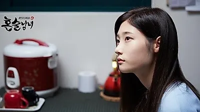 혼술남녀 정채연, 날렵한 옆라인 '예쁘다고 말하기도 지쳐'