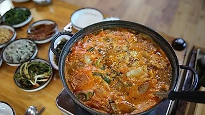 선선한 가을, 아산 맛집 심신 회복을 위한 보양식 '쌍둥이네 매운탕'