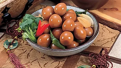 [초간단 밑반찬] 메추리알장조림 어렵지 않아요!…백종원 메추리알장조림부터 꽈리고추메추리알장조림 레시피까지
