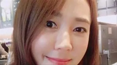 조동혁 열애 한송이, '모이또 한잔...긴 생머리 백옥피부'