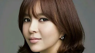 신은정 "이런 아내 또 없습니다" MBC 연기대상 황금연기상 '수상'하기도 한 배우 신은정 박성웅 부인