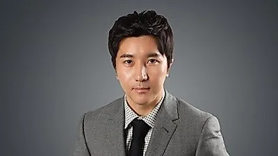 우주마켓 '플래티넘박스', 태그호이어 시계 샤넬 향수 등 구성품 추가