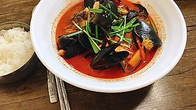 웰빙건강식 초당순두부, 전통방식으로 제조하는 TV맛집 강릉 김우정짬뽕순두부