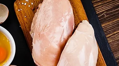 [단기다이어트] 닭가슴살,  내장지방 제거하지만  쉽게 질리곤 해…  맛있게 삶는 방법부터 레시피까지