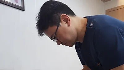 팔꿈치통증 유발하는 테니스엘보. 예방을 위해서는 휴식이 중요