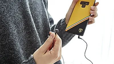 '람보르기니' 공식 '노트9' 핸드폰 케이스 출시, 스타일과 세렴됨으로 주목