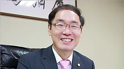 [화제의 법조인] 꼼꼼한 분석과 전문 지식 없이는 불가능한 환경오염 손해배상, 적절한 대응책  마련에 '소송 경험'은 필수적