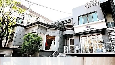 신부의 개성과 아름다움을 끌어 올려주는 강남웨딩드레스 '루아 드 블랑'