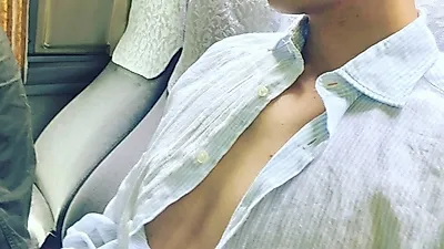 [스타☆톡] '나혼자산다' 성훈, 똥 싸던 모습 어디에? '섹시한 배우 포스'