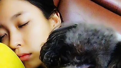 설현, 반려견과 함께 꿈나라 '심쿵'