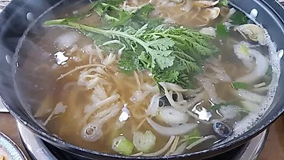 꽃지해수욕장 해물칼국수 식도락, 태안 안면도 맛집 '전통딴뚝칼국수' 탐방