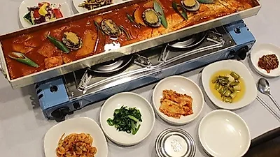 제주도 중문 맛집 '기원뚝배기' 특제양념 통갈치조림 주문하면 생전복 서비스