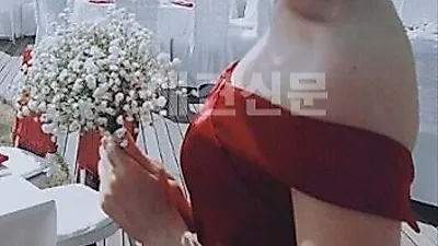 SNL9 김예원, 붉은 드레스에 눈부신 미모 "내가 좋아하는 안개꽃"