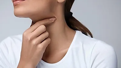 목소리가 변하는 '성대결절', 너무 늦기 전에 치료하는 방법은?