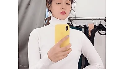 핑클콘서트 준비 중? 성유리 셀카에 팬들 '역시 화이트 유리' 최근 근황 사진 및 공연 일정에 관심 쏠려