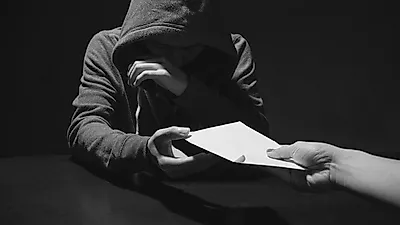 동성제약 리베이트 사건 뜨거운 감자로 떠올라...보령·이연·하나제약도 피해가지 못한 리베이트 뜻을 알아보자