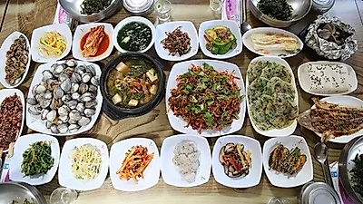 순천 낙안읍성 맛집 '미향식당' 꼬막정식 알찬 곳으로 알려져
