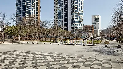 대림산업의 ‘아크로벨트’ 한강변 고급 주거단지의 새로운 대명사로 부상