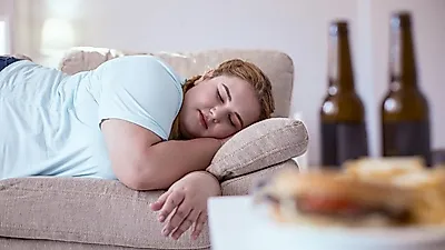 [환절기 건강 관리] 피로·무기력감 몰려든다면? '갑상선기능저하증' 증상과 원인, 갑상선기능항진증 비교 알아보기 