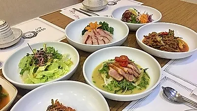 부산한정식 '아리한정식' 연말연시 단체 모임으로 코스별 한정식요리 맛보다