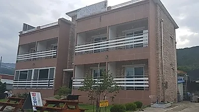 삼척 '용정 펜션', 용화해수욕장·장호해수욕장 등…물 맑은 장호항 가볼만한곳 가까워