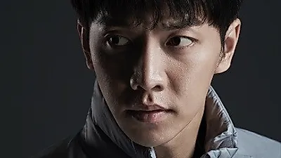 '도전은 계속된다' 블랙야크 이승기와 함께한  19S/S 화보 공개!
