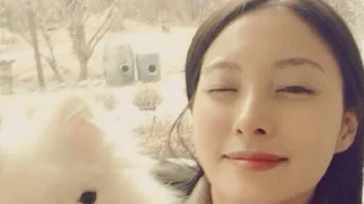 박규리, 반려견과 상큼 투샷 "오랜만에 뽀뽀와"