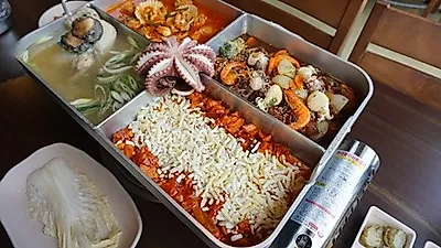 춘천 닭갈비 맛집 '닭대감 이야기', 푸짐한 닭갈비 요리 등 다양한 메뉴 선보여