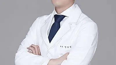 환절기 여드름 피부관리, 깨끗한 세안과 맞춤 치료로 시작